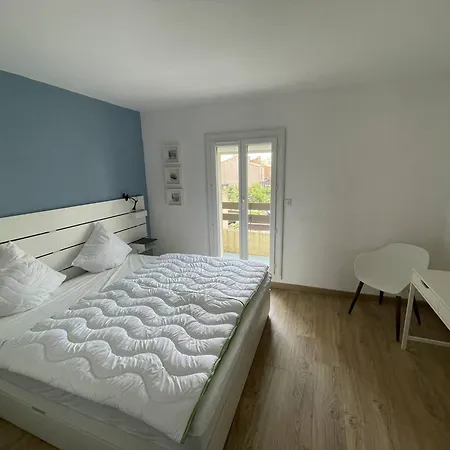 Appartement Renovee A 50 M De La Avec Clim Et Wifi - Fr-1-723-162 Agde