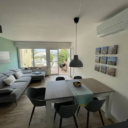 Renovee A 50 M De La Avec Clim Et Wifi - Fr-1-723-162 Appartement