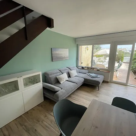 Appartement Renovee A 50 M De La Avec Clim Et Wifi - Fr-1-723-162 Agde